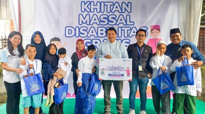 Karyawan XL Axiata Gelar Khitanan Puluhan Penyandang Disabilitas