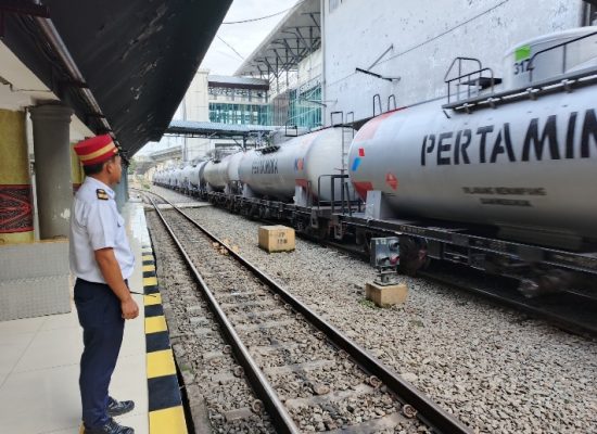 KAI Divre I Sumut Berhasil Angkut 964.519 Ton Barang Pada Tahun 2024