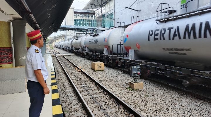 KAI Divre I Sumut Berhasil Angkut 964.519 Ton Barang Pada Tahun 2024