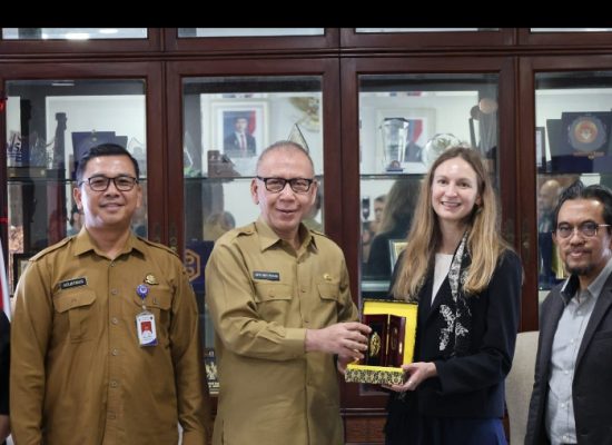 Pemprovsu – UK PACT Komitmen Kendalikan Emisi Karbon Wujudkan Transportasi Berkelanjutan di Wilayah Mebidang