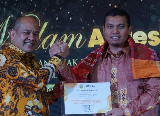 Pertamina Patra Niaga Sumbagut Raih Penghargaan WAPU PBBKB Terbesar di 5 Provinsi