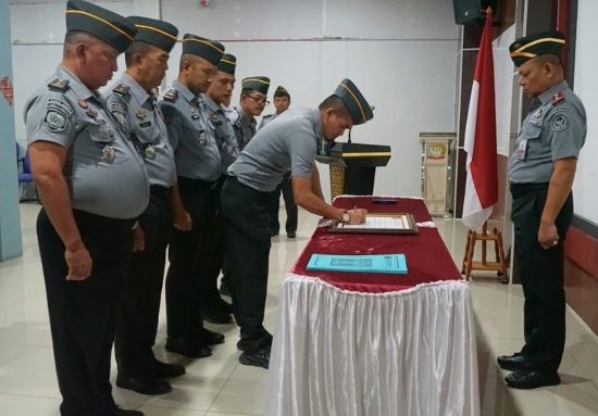 Lapas Medan Melaksanakan Penandatanganan Perjanjian Kinerja Tahun 2025 dan Tegaskan Komitmen Pembangunan Zona Integritas Menuju WBK dan WBBM