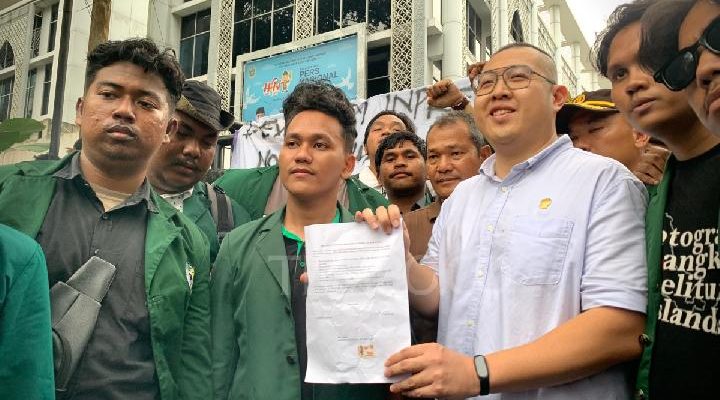 Anggota DPRD Sumut, Palacheta S. Subianto Menerima Aspirasi dan Tuntutan Aksi Demo Aliansi Mahasiswa USU