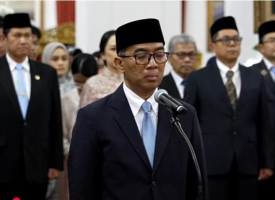 Reshuffle Perdana, Prabowo Lantik Brian Yuliarto jadi Mendiktisaintek Gantikan Satryo