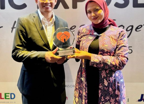 JNE Raih Happiness Awards dari Public Expose Rumah Zakat 2025