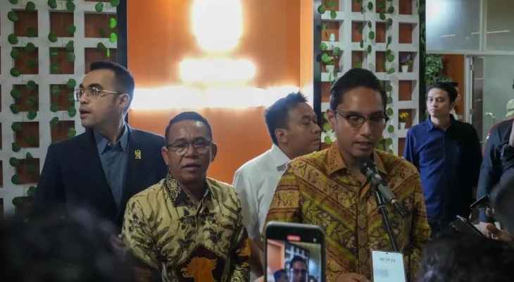 DPRD Medan Resmi Usulkan Pemberhentian Bobby-Aulia dan Menetapkan Rico-Zaki Sebagai Wali Kota dan Wakil Wali Kota Medan 2025-2030