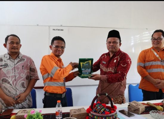 Investasi untuk Masa Depan, Agincourt Resources Kucurkan Rp1,45 Miliar untuk Infrastruktur Sekolah