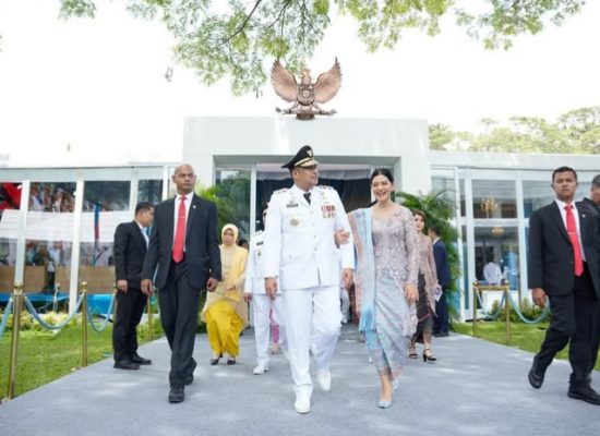 Sejarah Baru Indonesia, Bobby Afif Nasution Jadi Gubernur Termuda, 481 Kepala Daerah Dilantik