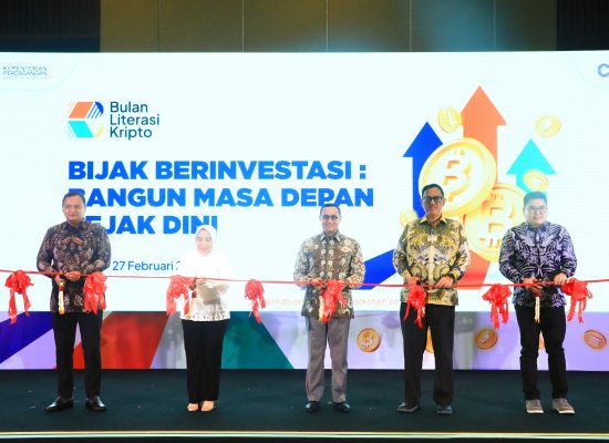OJK Dorong Peningkatan Literasi Aset Kripto Di Masyarakat