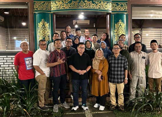 Buka Puasa Bersama Jurnalis di Medan, Sofyan Tan Ungkap Anggaran Beasiswa Hampir Lenyap