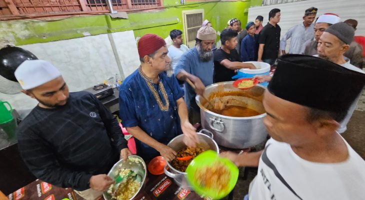 Komunitas India Muslim di Medan Bagikan Ratusan Porsi Nasi Briani