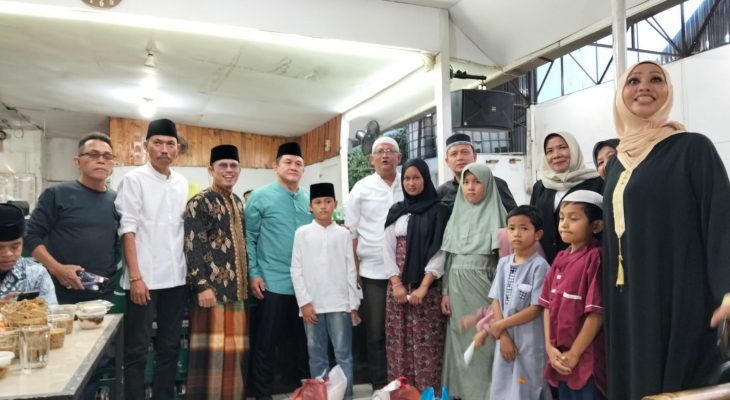 Jalin Silaturahmi IKAL SMPN XI 87 Medan Bukber dan Berbagi Pada Anak Yatim