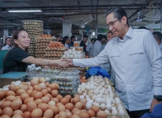 Antisipasi Kenaikan di Bulan Puasa, Rico Waas Pantau Harga Bahan Pangan di Pasar Petisah Medan
