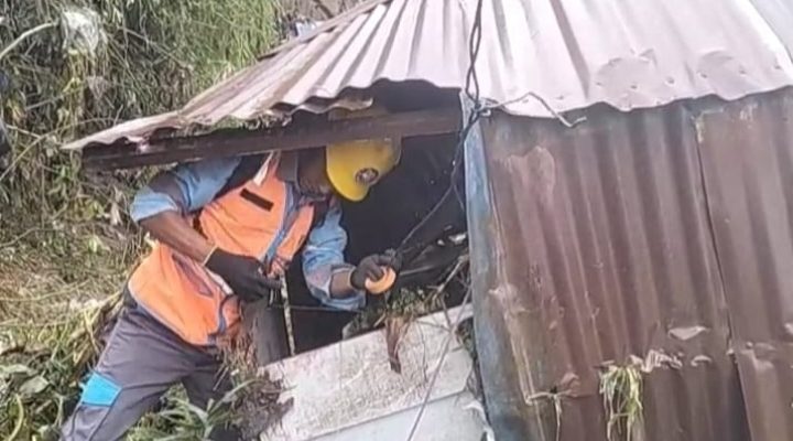 PLN UP3 Padangsidimpuan Gerak Cepat Pulihkan Kelistrikan Pasca Banjir