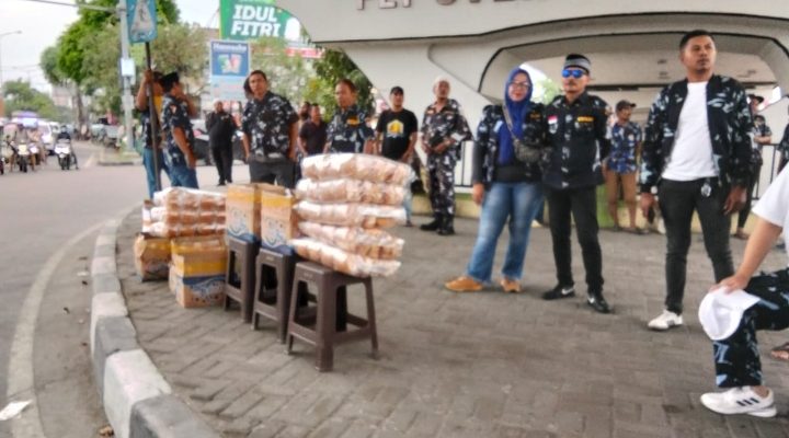 Tingkatkan Kepedulian, AMPI Medan Johor Bagi-bagi Takjil dan Buka Puasa Bersama