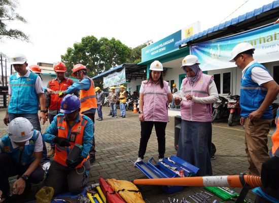 Mengenal Sosok Kartini PLN dari Medan Denai: Tri Rahayu, Srikandi Tangguh Penerang Negeri