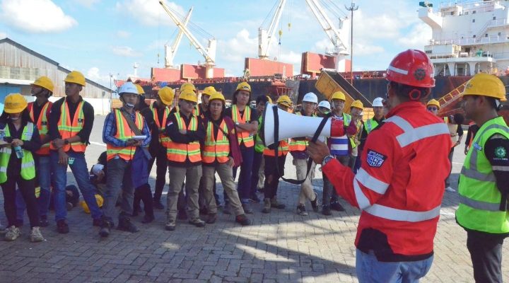 Pelindo Multi Terminal Terima Kunjungan Mahasiswa UNIKA St. Thomas
