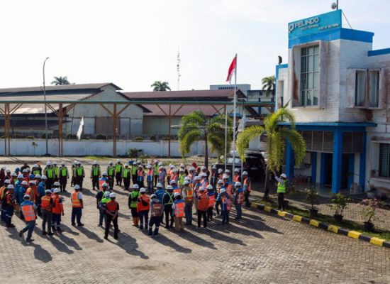 Toolbox Meeting SPMT Group: Safety Briefing, Langkah Awal dalam Operasi Pelabuhan yang Aman
