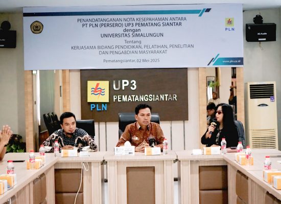 PLN Perkuat Sinergi Dengan Universitas Simalungun Melalui Penandatanganan MOU Di Momen Hardiknas