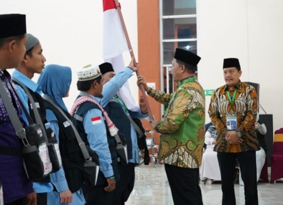 Calhaj Kloter 9 Embarkasi Medan Diberangkatkan ke Tanah Suci Sebanyak 360 Jemaah