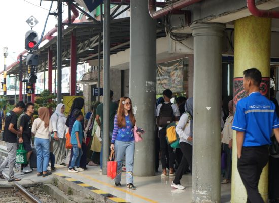 Lonjakan Penumpang Pada KA Sribilah Utama dan Siantar Ekspres Saat Long Week End Waisak