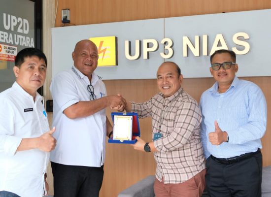 PLN UID Sumut dan Pemerintah Kabupaten Nias Utara Berkolaborasi Wujudkan Akses Listrik Merata hingga Pelosok Pulau