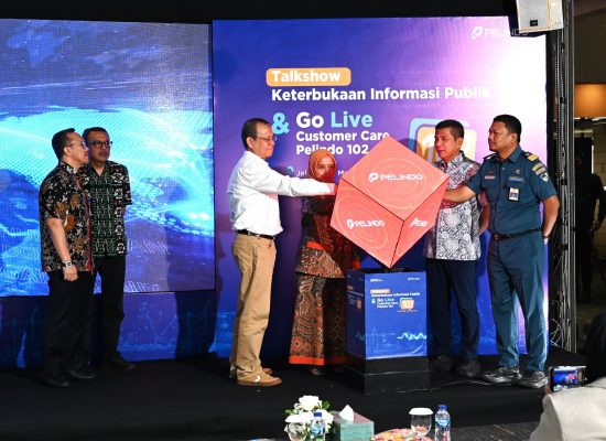 Resmi Luncurkan Customer Care 102, Layanan Pelindo Makin Mudah