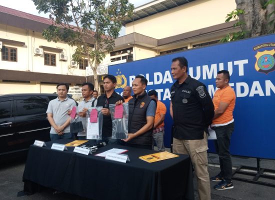 Unit Resmob Satreskrim Polrestabes Medan Tangkap 4 Orang Dept Collector Rampas Mobil dan HP