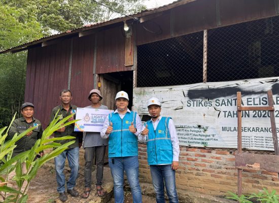 Jelang Hari Lahir Pancasila, PLN Bawa Terang dan Senyum untuk Andi