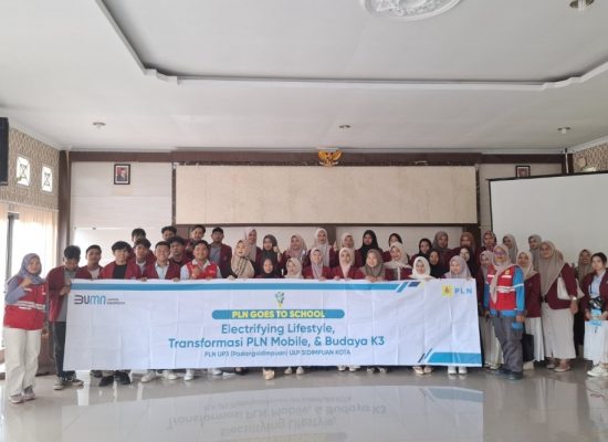 PLN UP3 Padangsidimpuan Ajak Mahasiswa Melek Digital dan Waspada Bahaya Listrik lewat PLN Goes to School