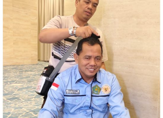 Melalui Terapi Barqun Ala H. Tukino Bantu Pulihkan Kesehhatan Jemaah Haji