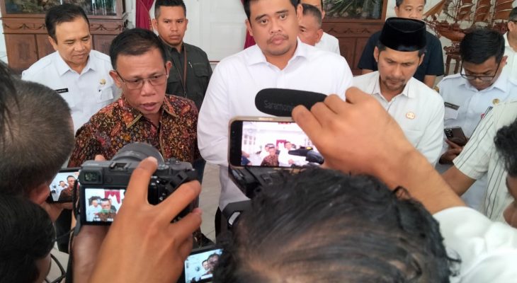 Bahas 4 Pulau, Masinton Dampingi Bobby Temui Muzakir Manaf