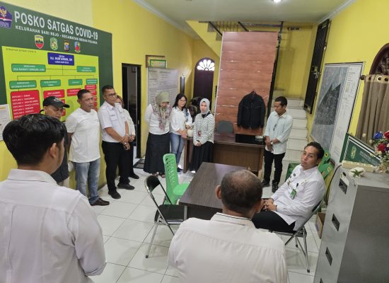 Sidak Kantor Kelurahan, Rico Waas Dapati Lurah Tak Ada di Tempat