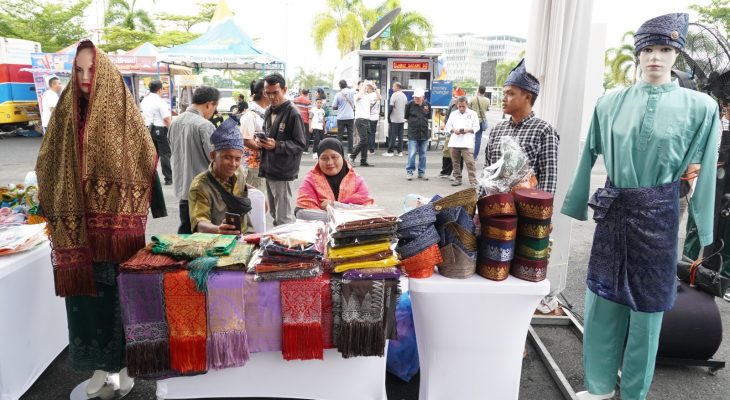Dorong Peningkatan Ekonomi dan UMKM, Kapal Pesiar MV. Star Voyager Bersandar di Pelabuhan Kuala Tanjung