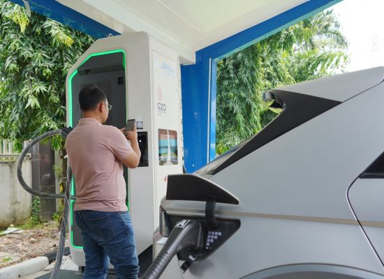 Selama Libur Idul Adha 1446 H SPKLU PLN Siap Layani Pengendara Mobil Listrik di Sumut