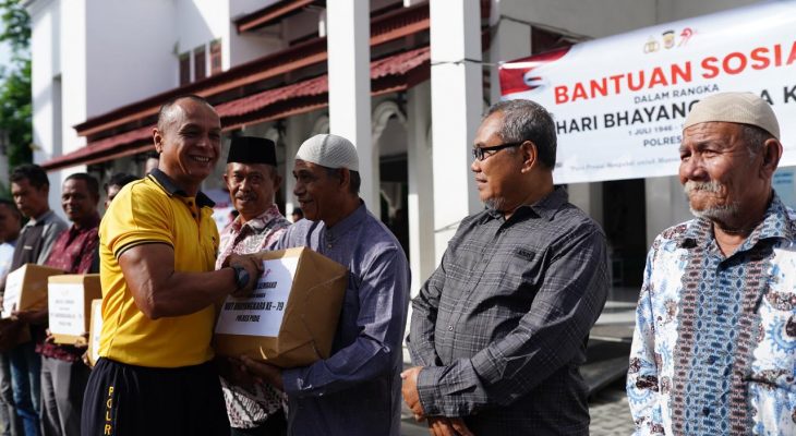 Kapolres Pidie  Salurkan Sembako untuk Purnawirawan Polri Sambut HUT Bhayangkara ke-79