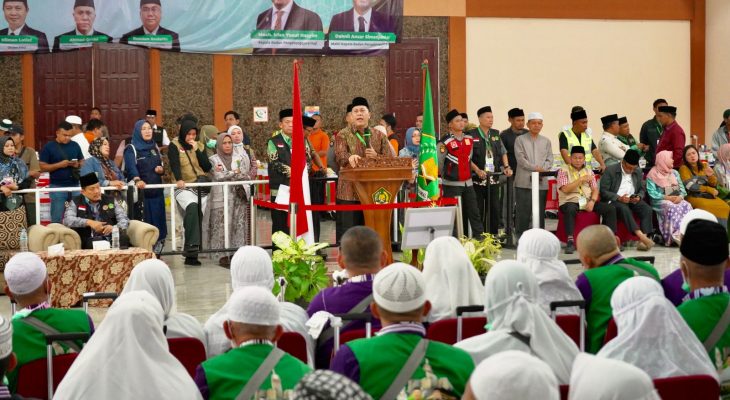 Tiba Di Tanah Air, Kloter 3 Debarkaai Medan Disambut Ketua PPIH