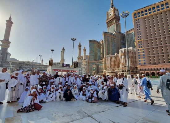 Jelang Kepulangan, Jemaah Haji Kloter 10 Asal Madina Laksanakan Tawaf Wada’