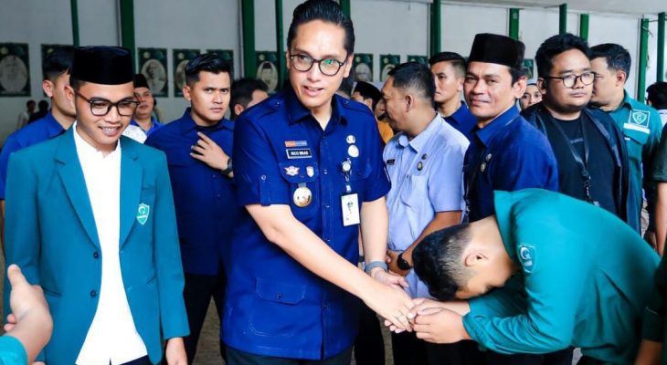Hadiri Pelantikan, “Rico Waas” Ajak HIMMAH Kerjasama Majukan Kota Medan