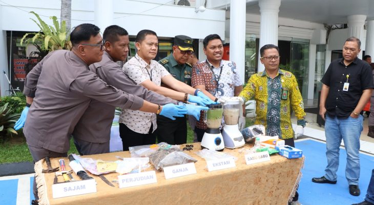 Kejari Medan musnahkan barang bukti dari ratusan perkara yang telah inkrah