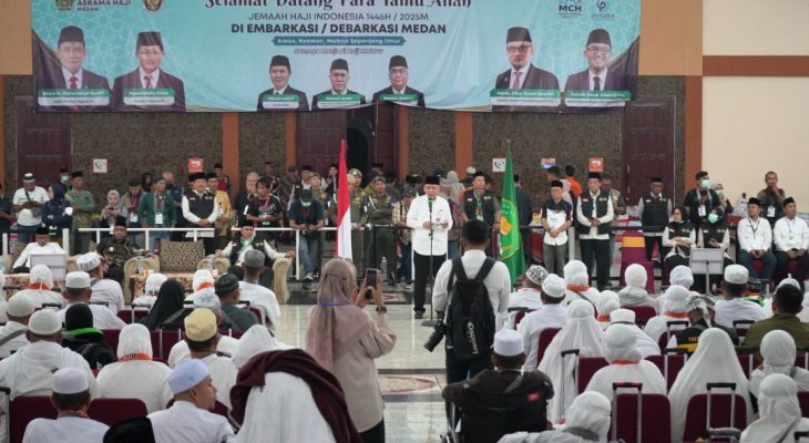 Jemaah Haji Kloter 1 Asal Padangsidimpuan Tiba di Tanah Air