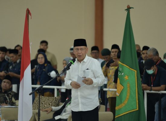 Pj Sekdaprov Sumut Sambut Kepulangan Jemaah Haji Kloter I Asal Kota Padangsidimpuan