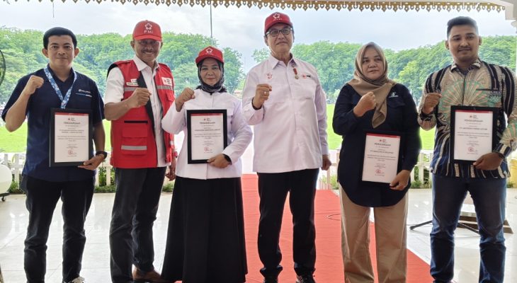 Sebagai Bentuk Apresiasi Pelindo Regional 1 Terima Penghargaan Dari PMI Sumatera Utara Tahun 2025