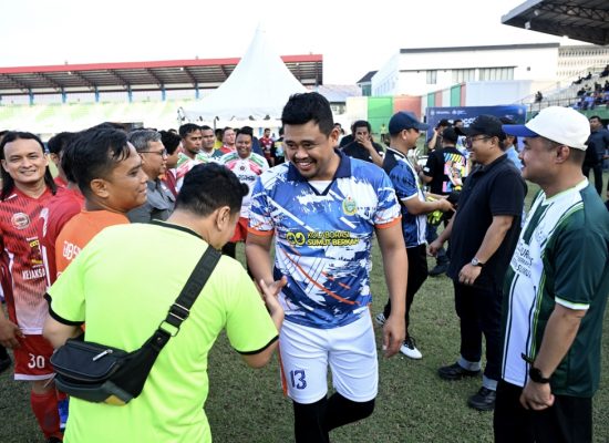 Harap Lebih dari Sekadar Kompetisi: Bobby Nasution Buka Kejuaraan Mini Soccer Jurnalis Championship,
