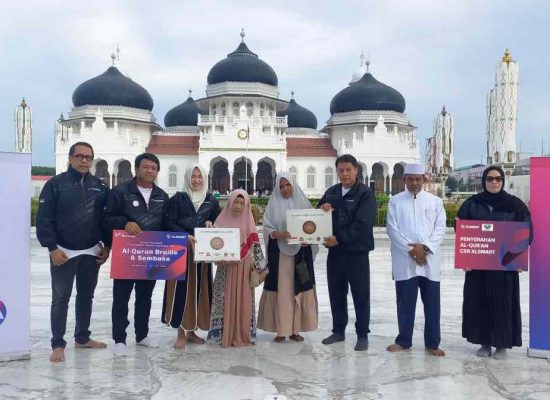 Dukung Kemajuan Aceh, XLSMART Perluas Jaringan hingga Wakaf Al-Qur’an