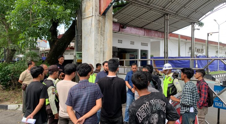 DEM Sumut Gelar Unjuk Rasa, Tuntut Tanggung Jawab Pertamina Patra Niaga Sumbagut