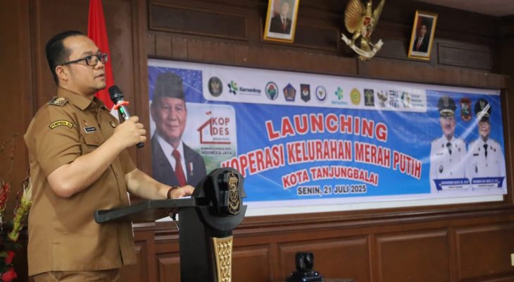 Wujudkan Ekonomi Kerakyatan, Presiden Prabowo Luncurkan 80.000 Koperasi Merah Putih, Wawako Tanjungbalai Serahkan Surat Badan Hukum