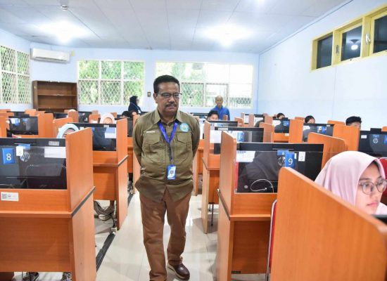 UNIMED Gelar UTBK Mandiri Perdana untuk Prodi Kedokteran, Diminati Ratusan Peserta dari Berbagai Daerah