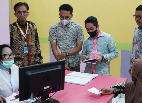 Tim Strategi Nasional Pencegahan Korupsi Tinjau Implementasi Rekam Medis Elektronik di RS Adam Malik