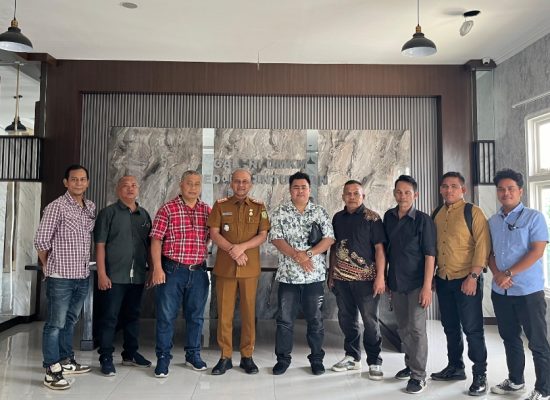 FORWATUN Audiensi dengan Camat Medan Tuntungan, Siap Kawal Program Pemerintah hingga ke Kelurahan